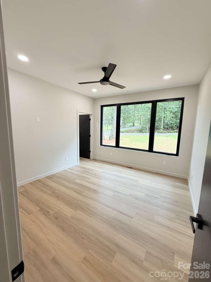 Single Family Residence at 291 Falls Avenue, Granite Falls, photo 31 of 40