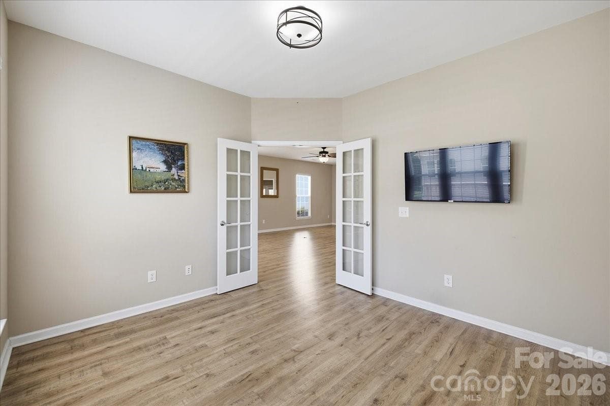 Single Family Residence at 26407 Sandpiper Court, Indian Land, photo 25 of 48