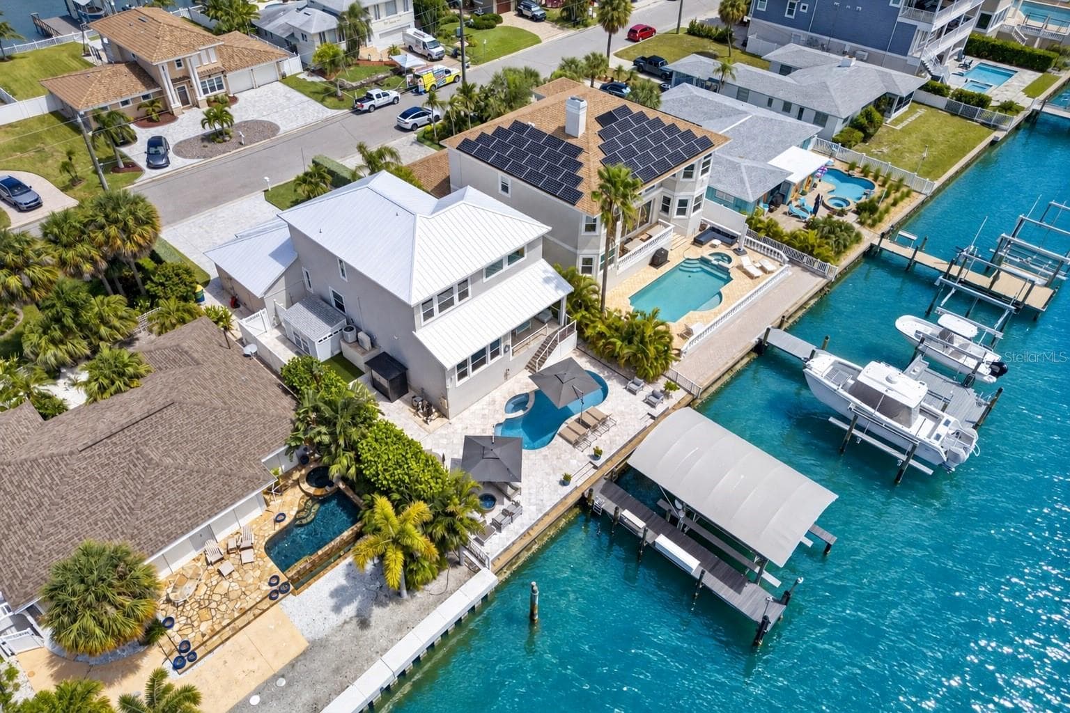 Single Family Residence at 141 BAYSIDE DR, CLEARWATER, photo 66 of 78