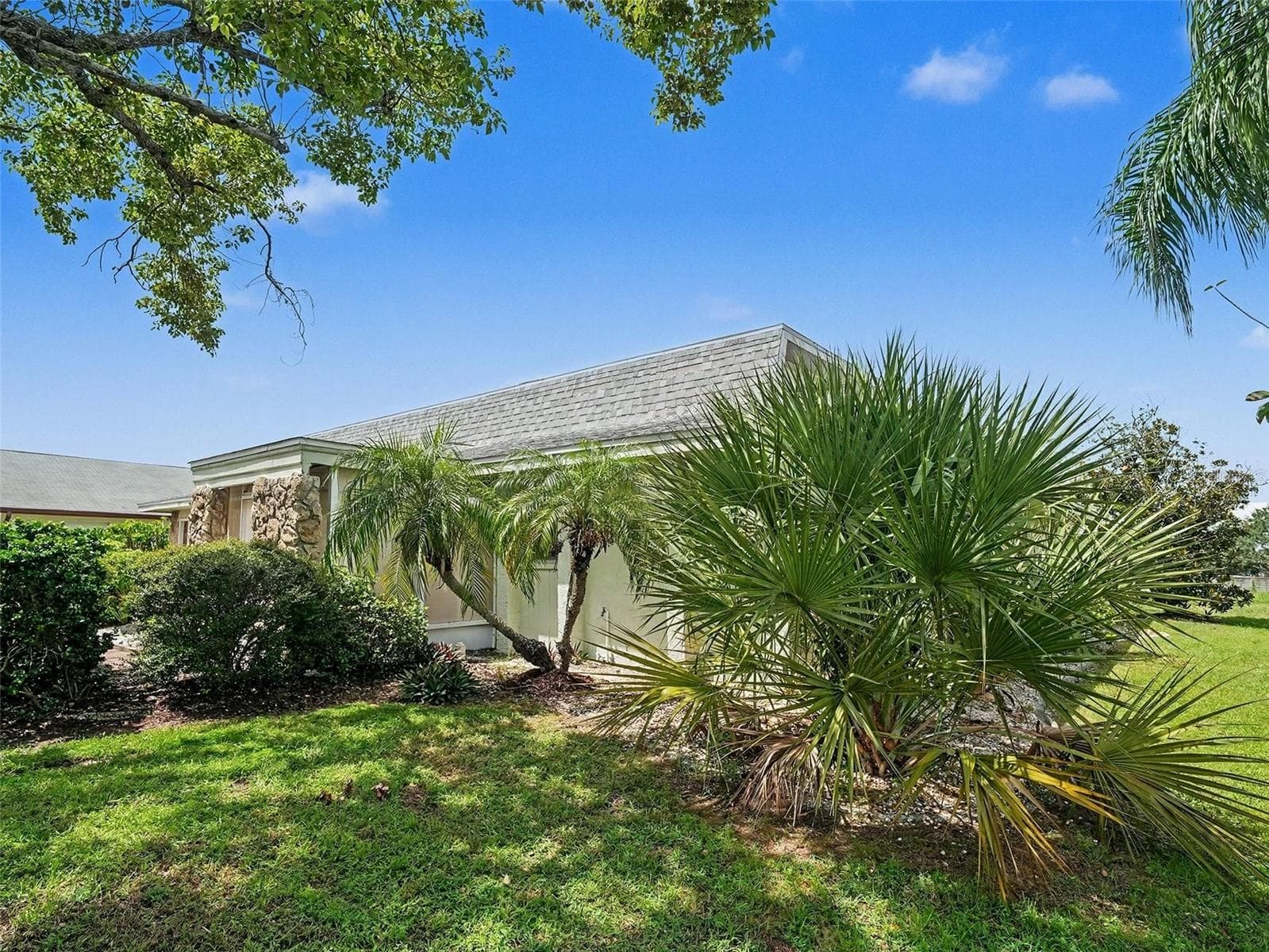 Single Family Residence at 1513 NEW BEDFORD DR, SUN CITY CENTER, photo 4 of 30