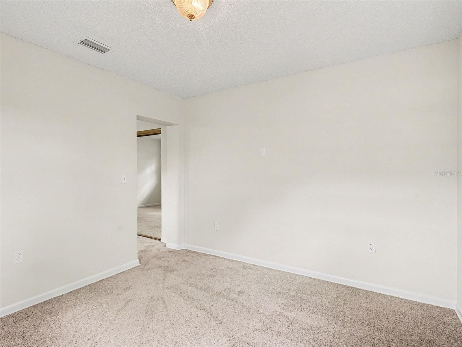 Single Family Residence at 1513 NEW BEDFORD DR, SUN CITY CENTER, photo 22 of 30