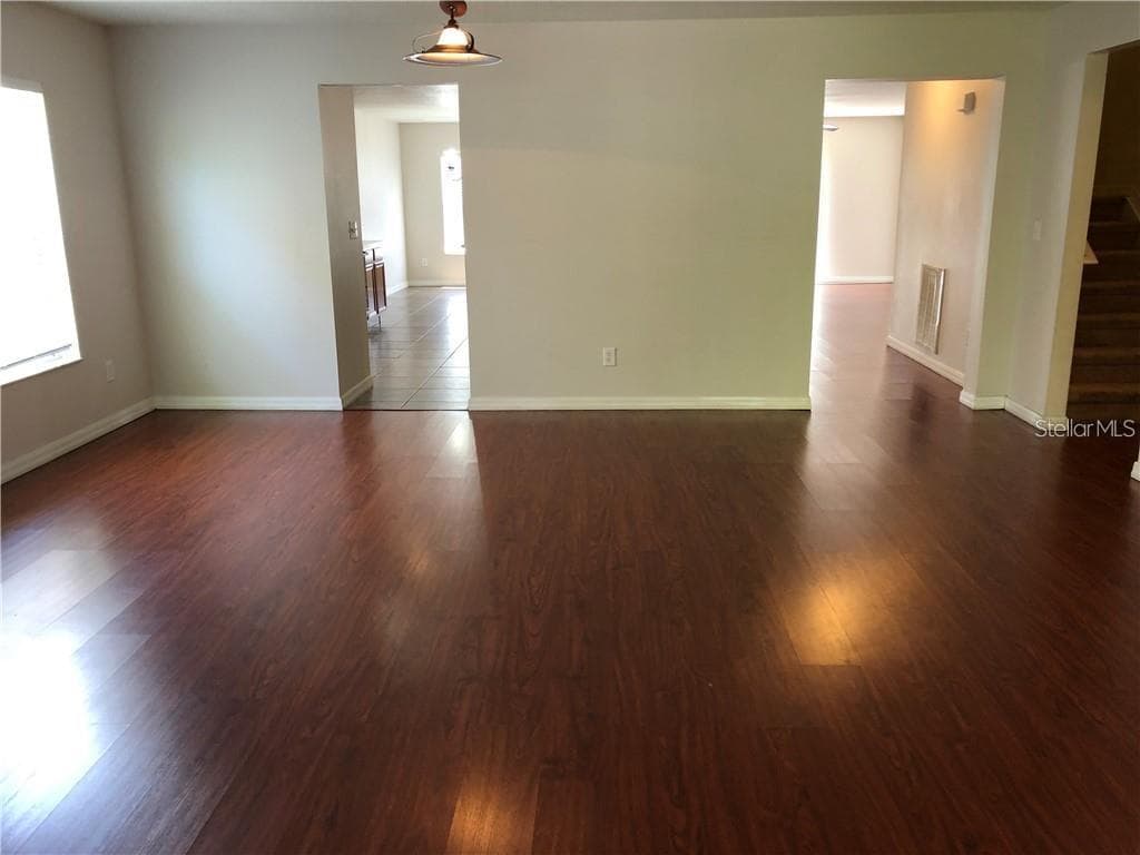 Single Family Residence at 5116 CELLO WOOD LN, WESLEY CHAPEL, photo 3 of 24