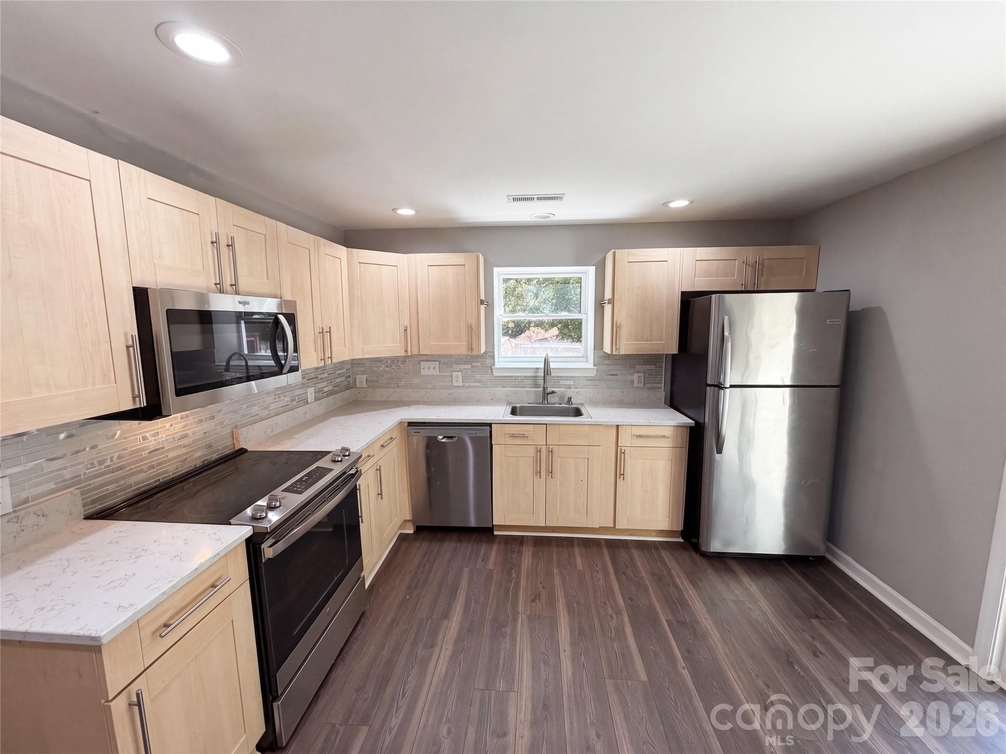 Single Family Residence at Charlotte, photo 18 of 59