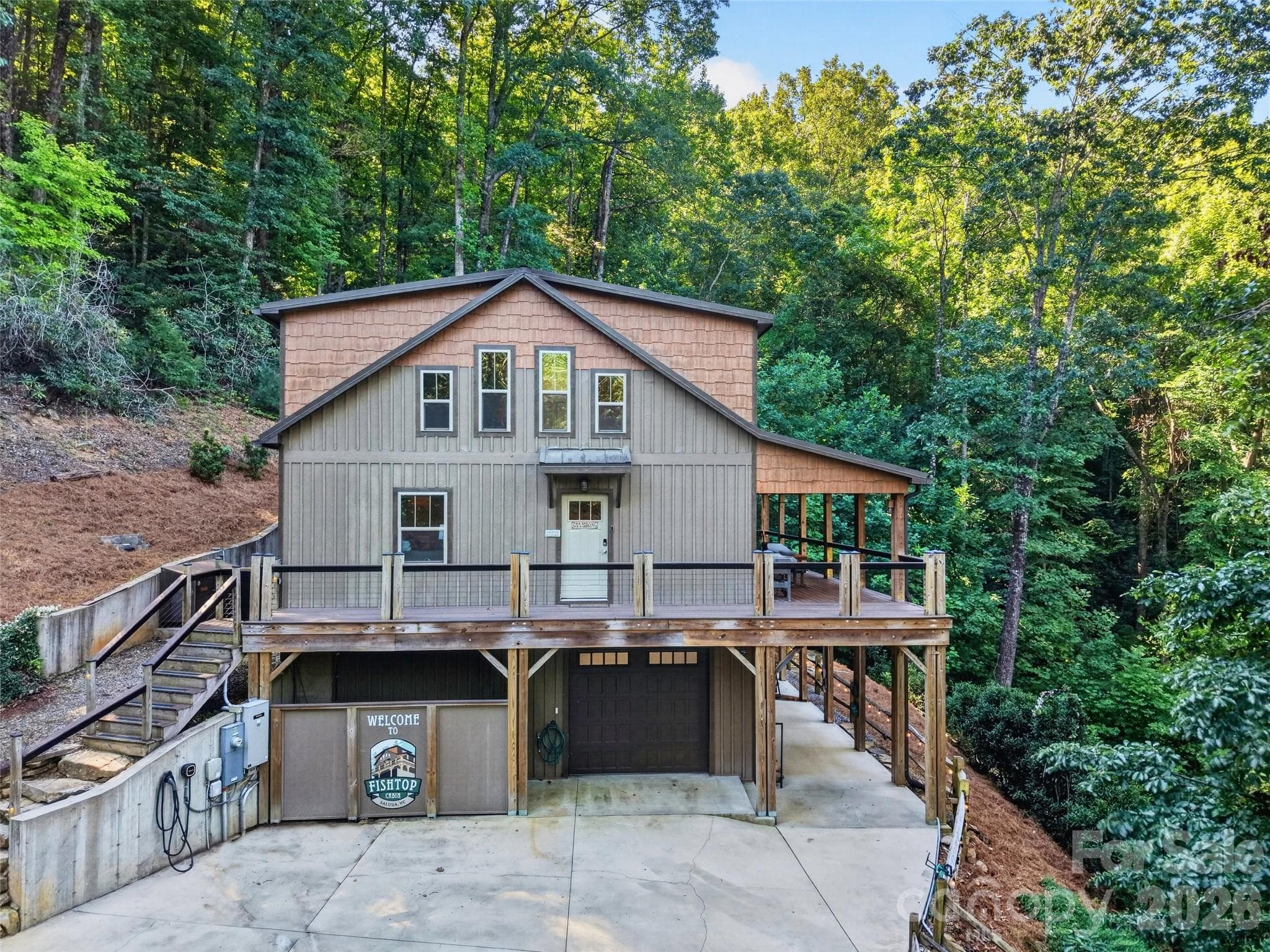 Single Family Residence at 3050 Green River Cove Road, Saluda, photo 5 of 48