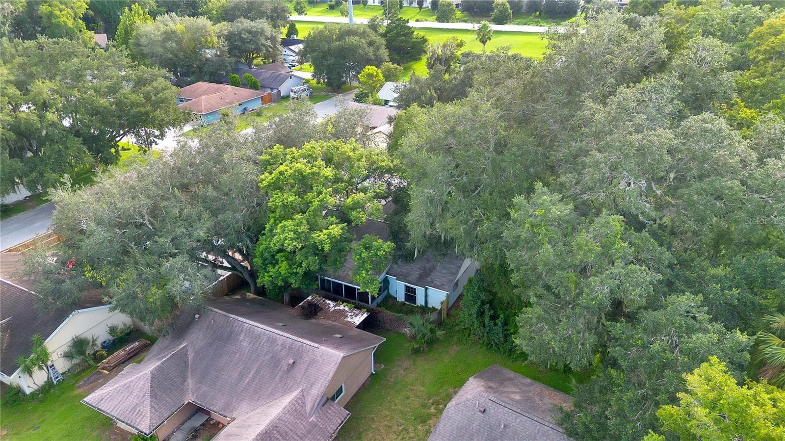 Single Family Residence at 654 CYPRESS LN, WINTER SPRINGS, photo 30 of 34