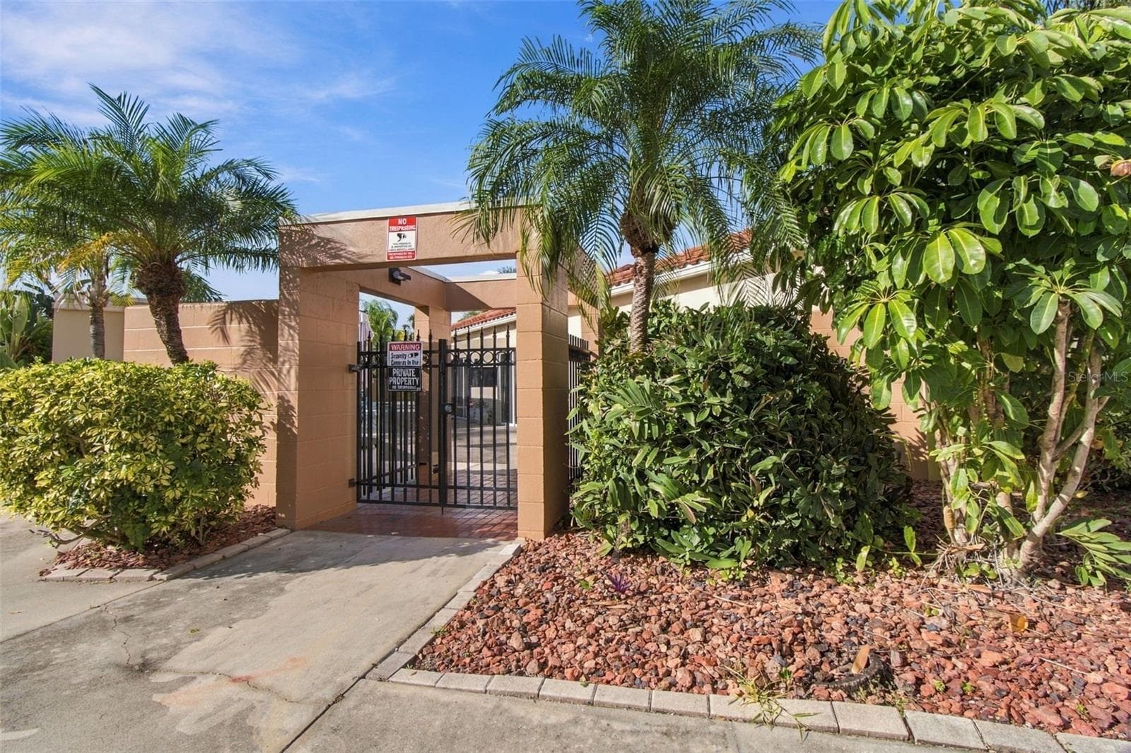 Townhouse at 836 PADUA LN, CLEARWATER, photo 40 of 55