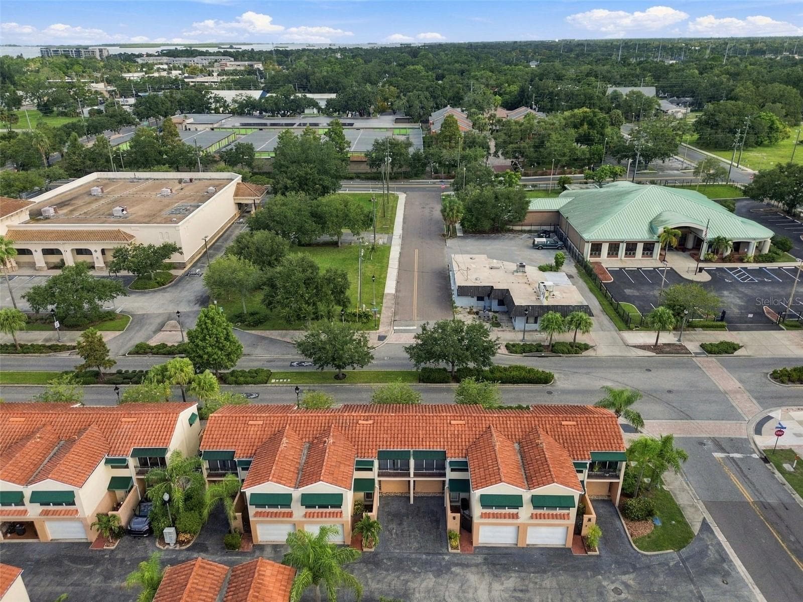 Townhouse at 836 PADUA LN, CLEARWATER, photo 45 of 55