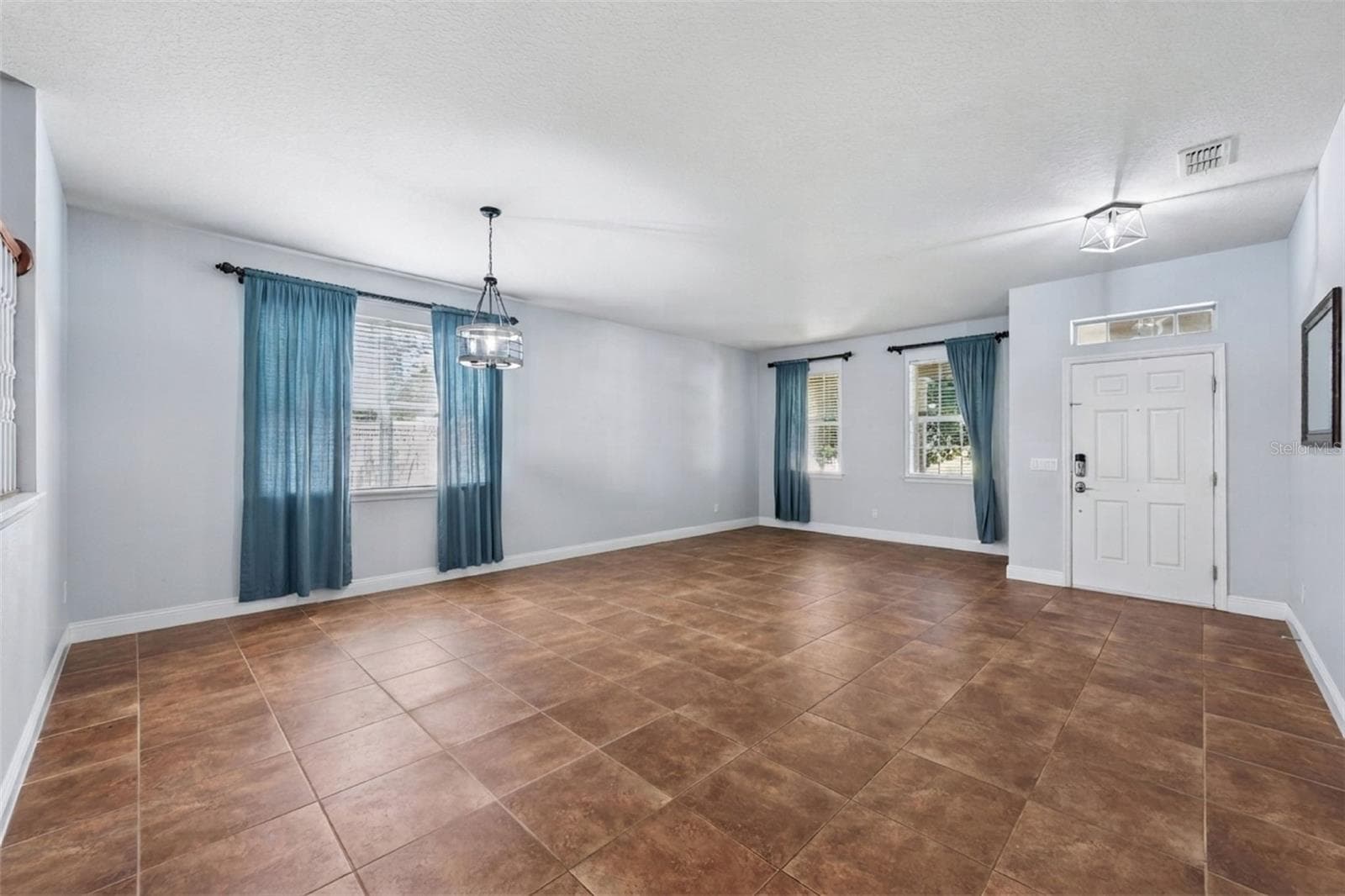 Single Family Residence at 30412 TOKARA TER, MOUNT DORA, photo 8 of 78
