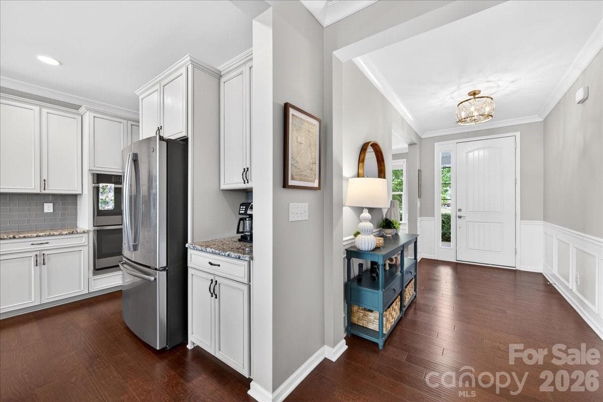 Single Family Residence at 13106 Chopin Ridge Road, Huntersville, photo 4 of 45