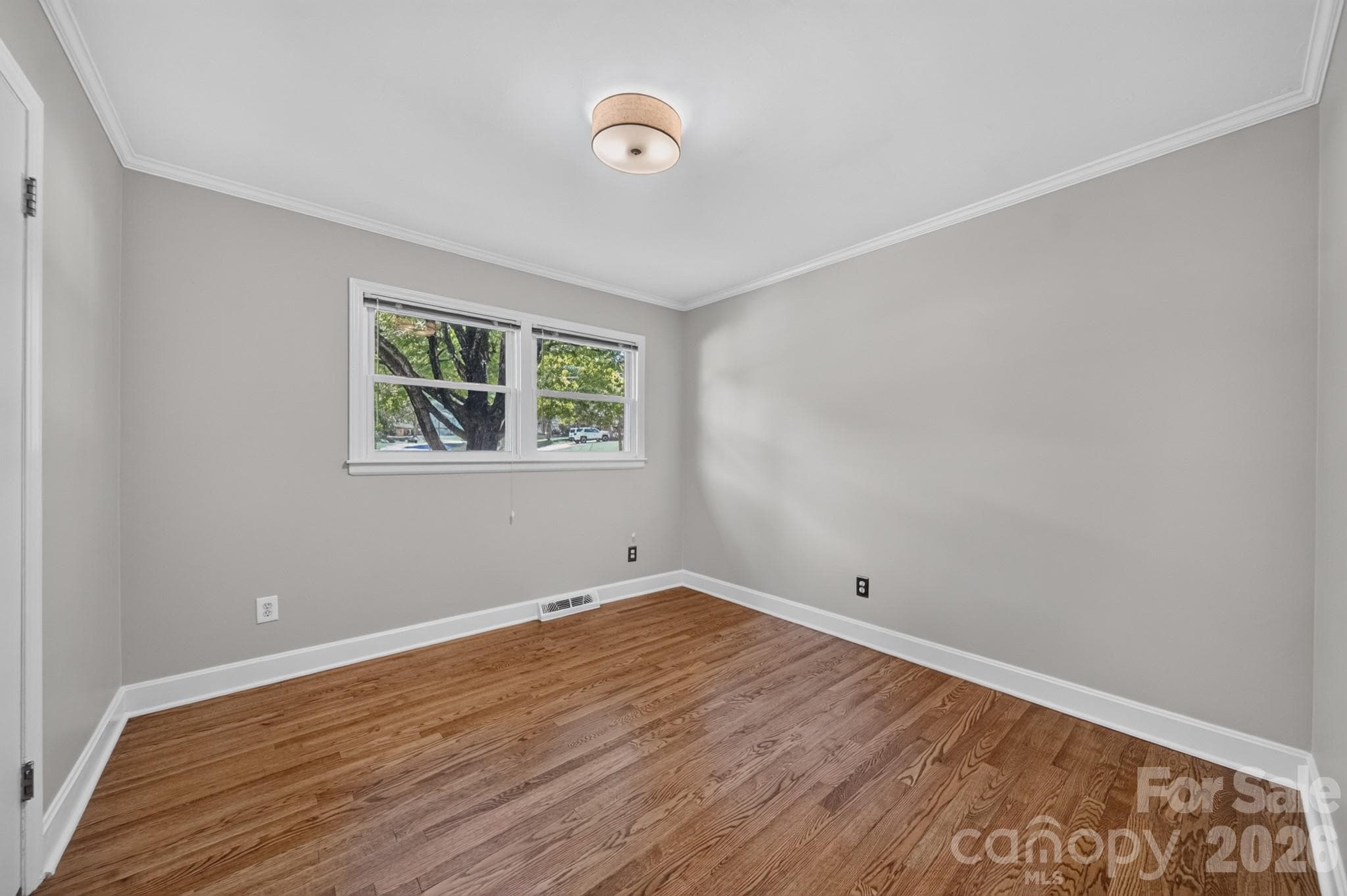 Single Family Residence at 7601 Woodstream Drive, Charlotte, photo 13 of 25