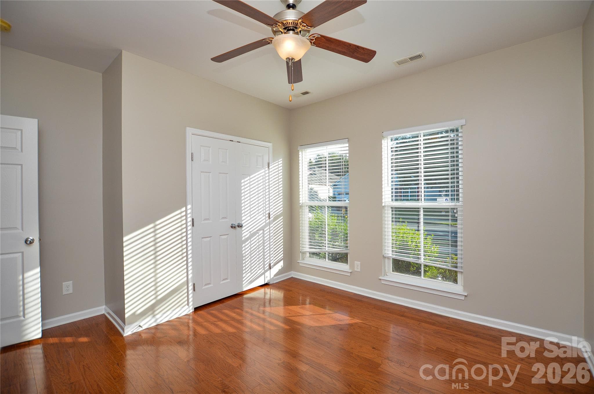 Single Family Residence at 6720 Eastfield Park Drive, Charlotte, photo 23 of 39
