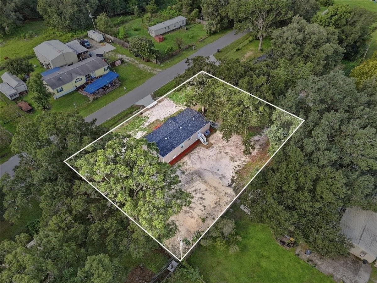 Manufactured Home at 3316 OAKLAND RD S, LAKELAND, photo 15 of 58