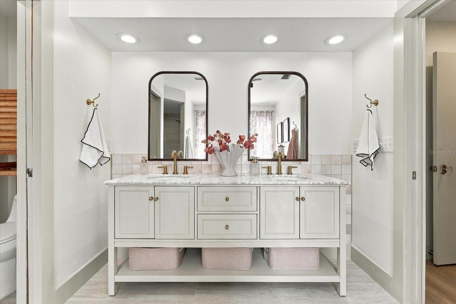 Primary Bathroom - 1515 MIDNIGHT PASS WAY, CLEARWATER