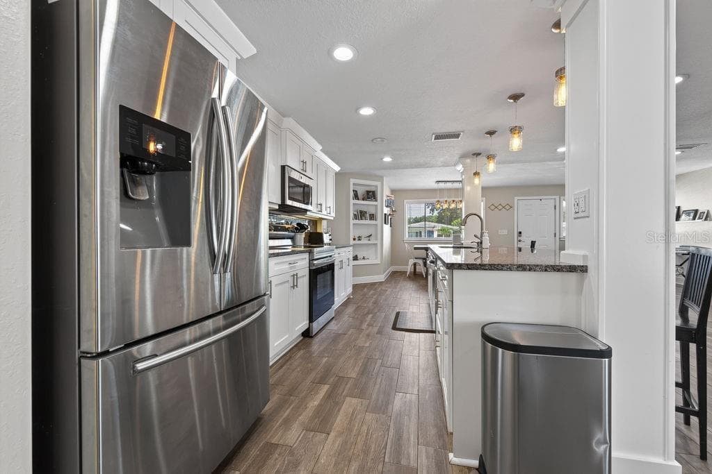 Single Family Residence at 4710 W TRILBY AVE, TAMPA, photo 17 of 65
