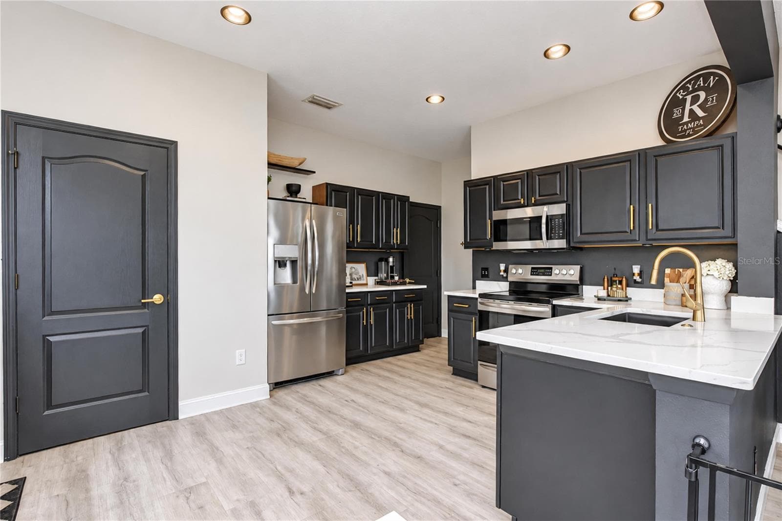 Townhouse at 4826 BARNSTEAD DR, RIVERVIEW, photo 9 of 50
