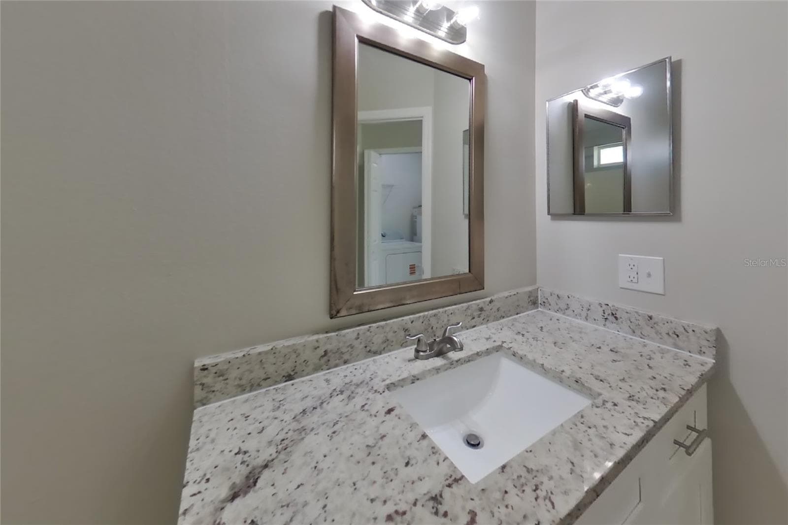 Single Family Residence at ORLANDO, photo 12 of 16