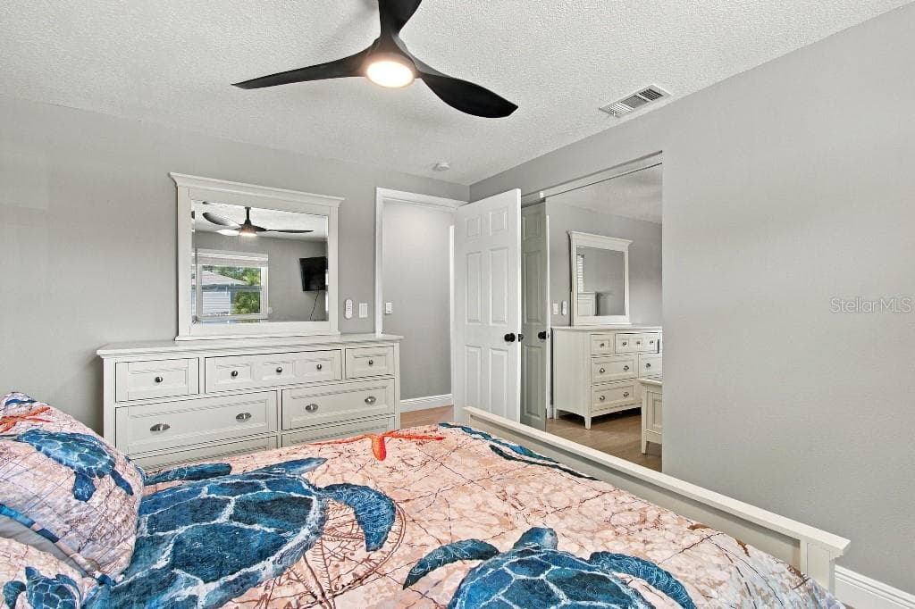 Single Family Residence at 10744 DRUMMOND RD, TAMPA, photo 48 of 73