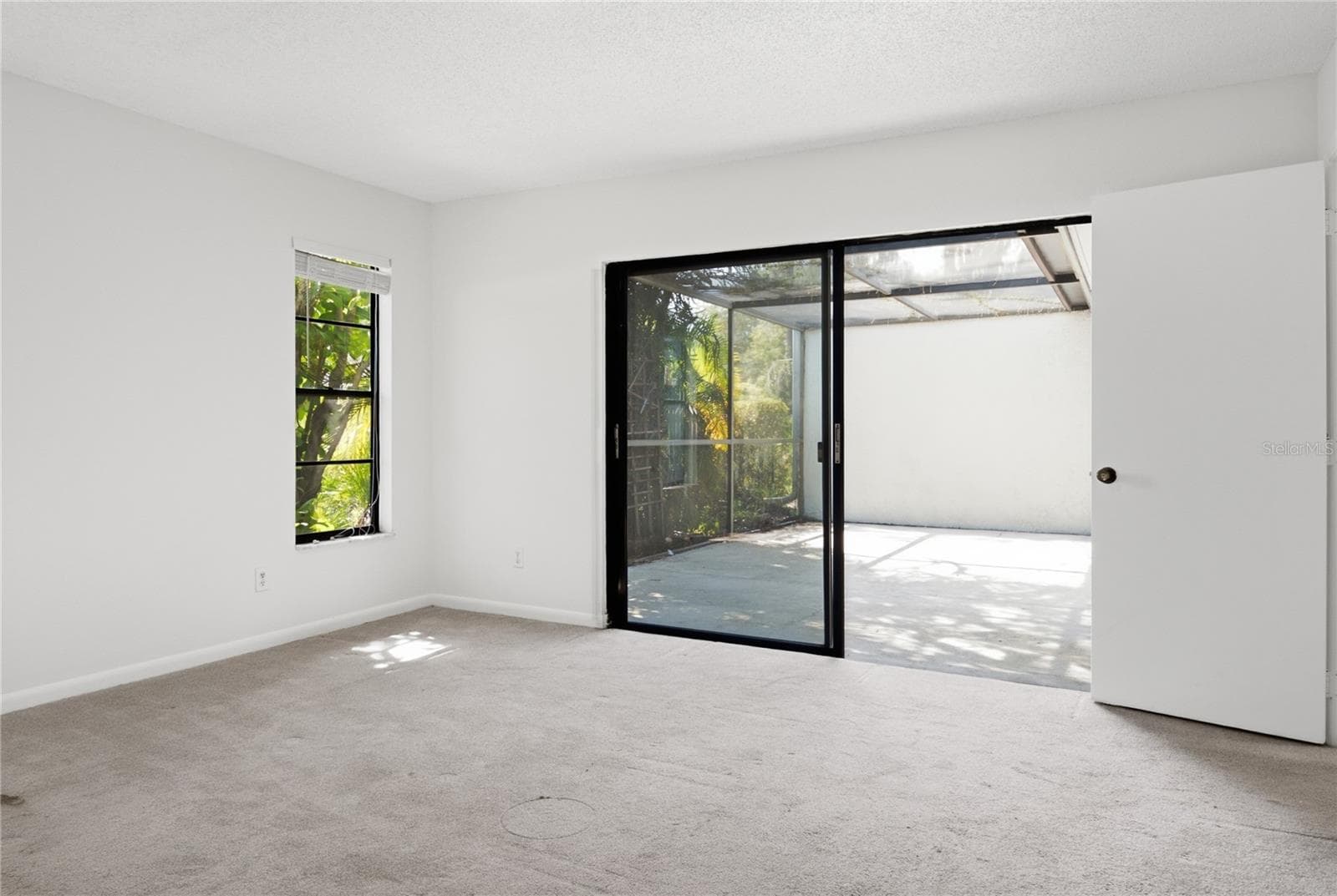 Townhouse at 135 PINEWINDS BLVD, OLDSMAR, photo 21 of 49