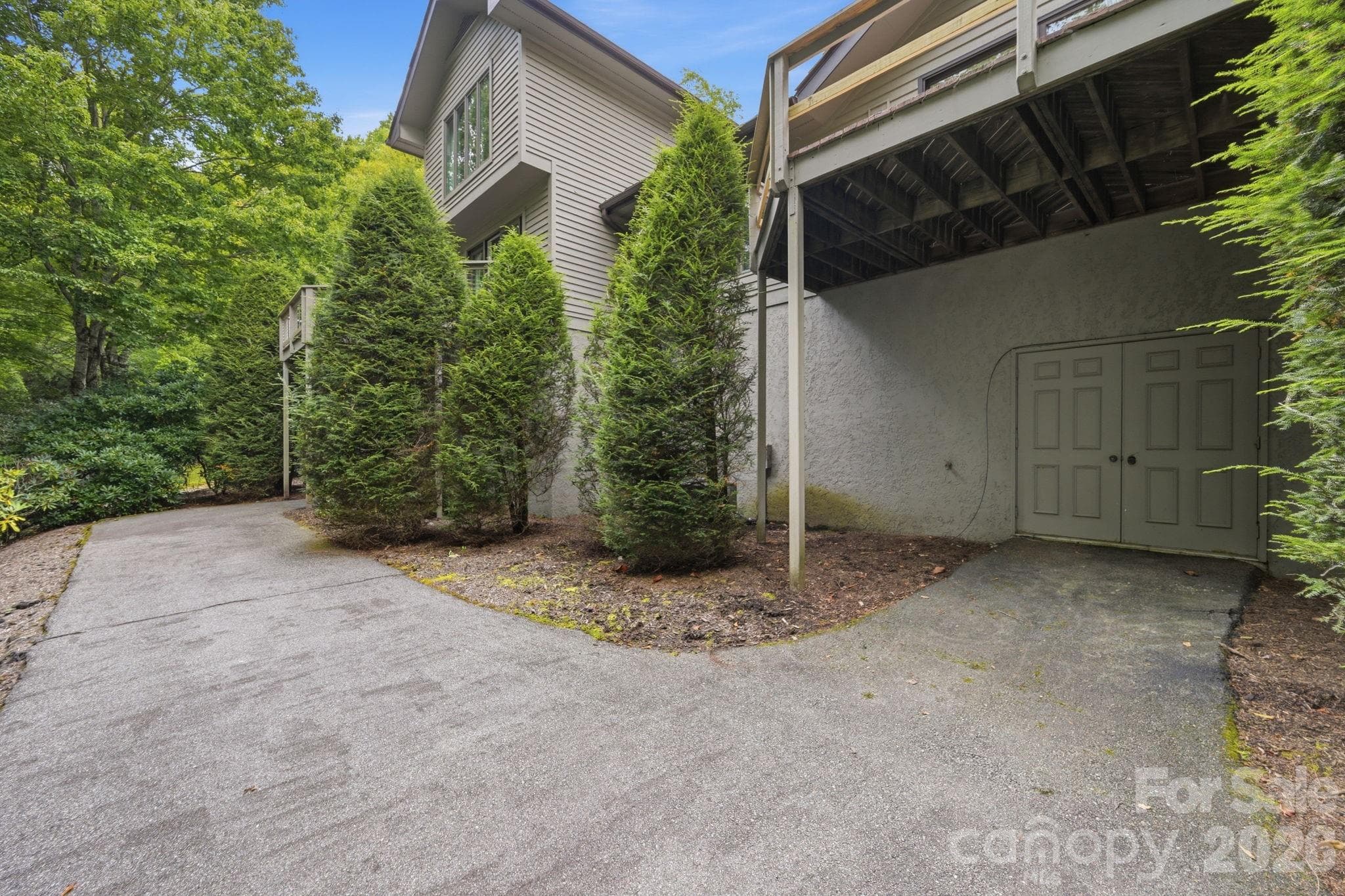 Below Unit Storage - 659 Clubhouse Drive, Banner Elk