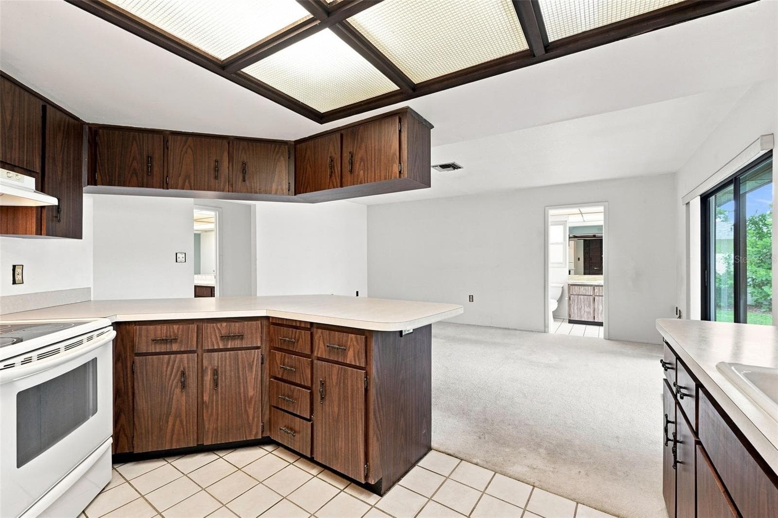 Single Family Residence at 203 HILLCREST DR, SAFETY HARBOR, photo 14 of 51