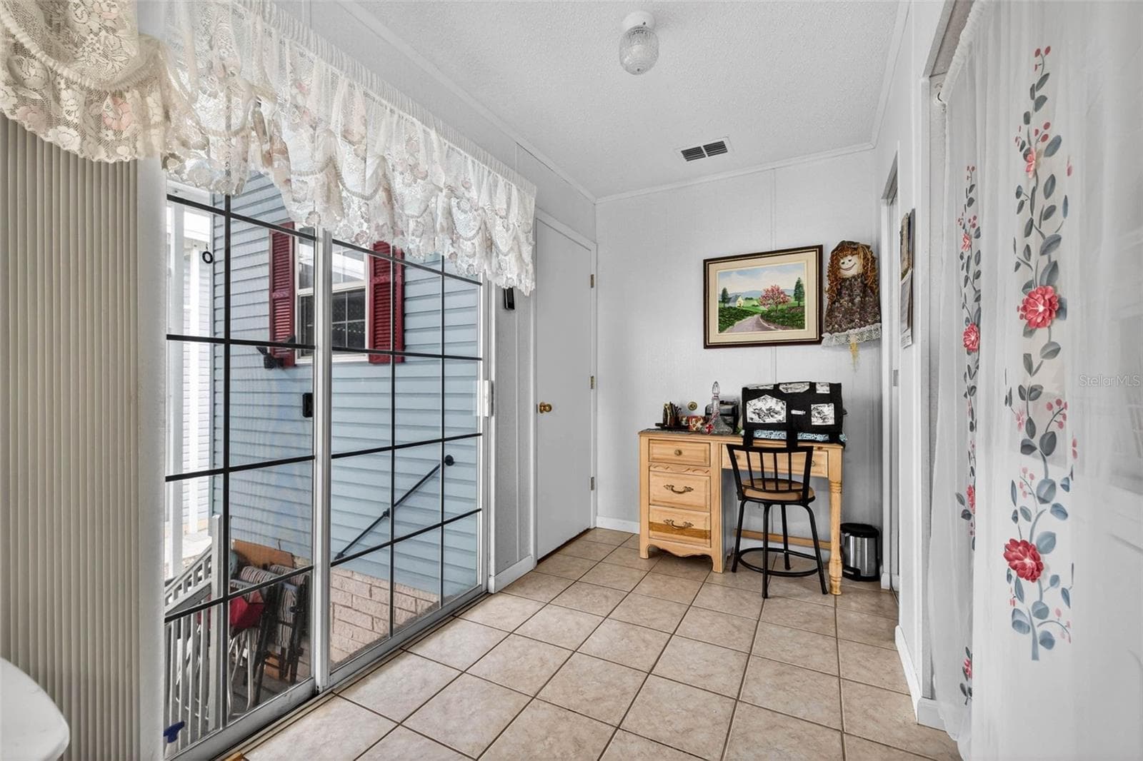 Manufactured Home at 35051 CONDOMINIUM BLVD, ZEPHYRHILLS, photo 21 of 37