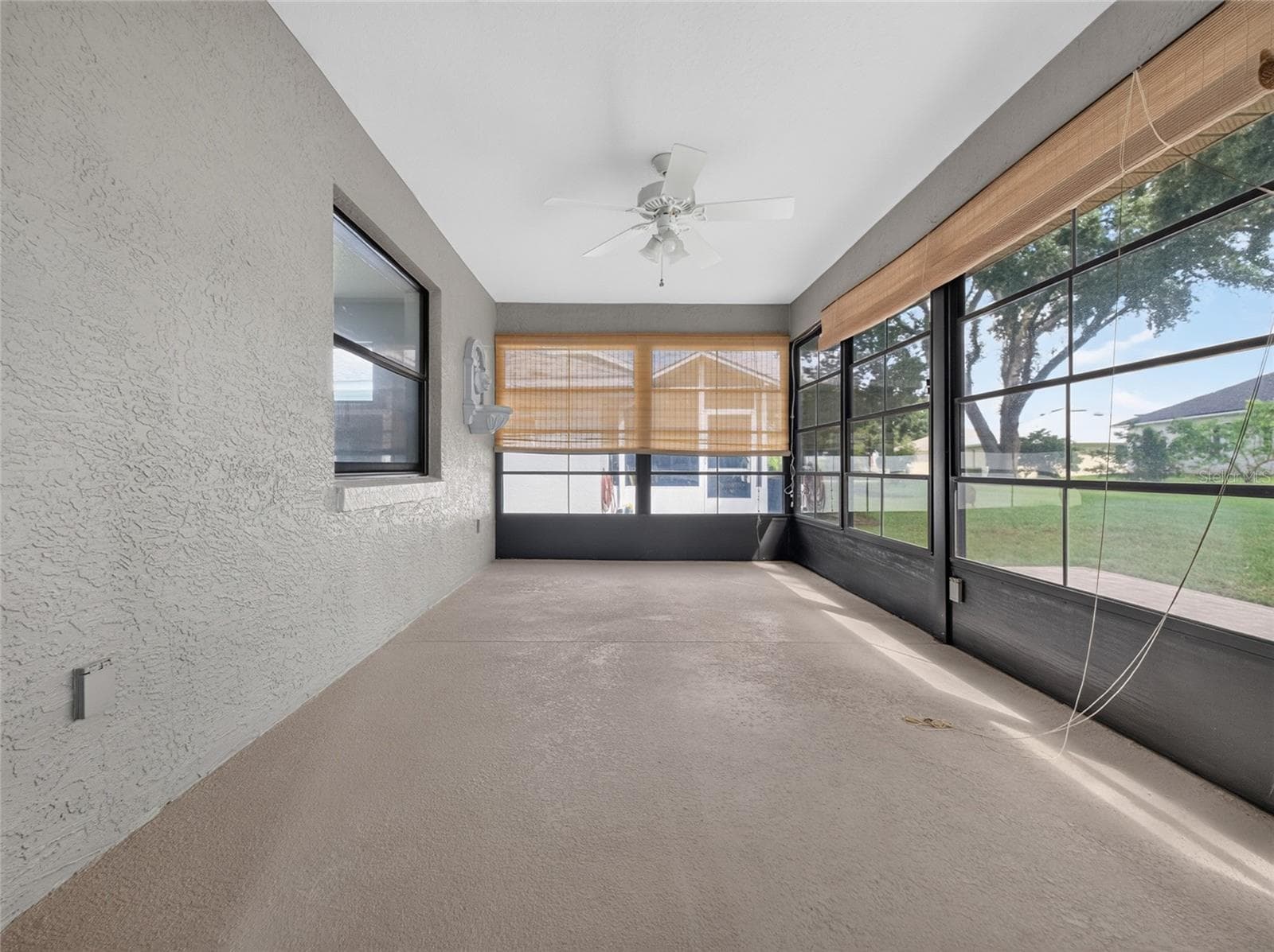Enclosed Back Porch - 21506 QUEEN ANNE CT, LEESBURG