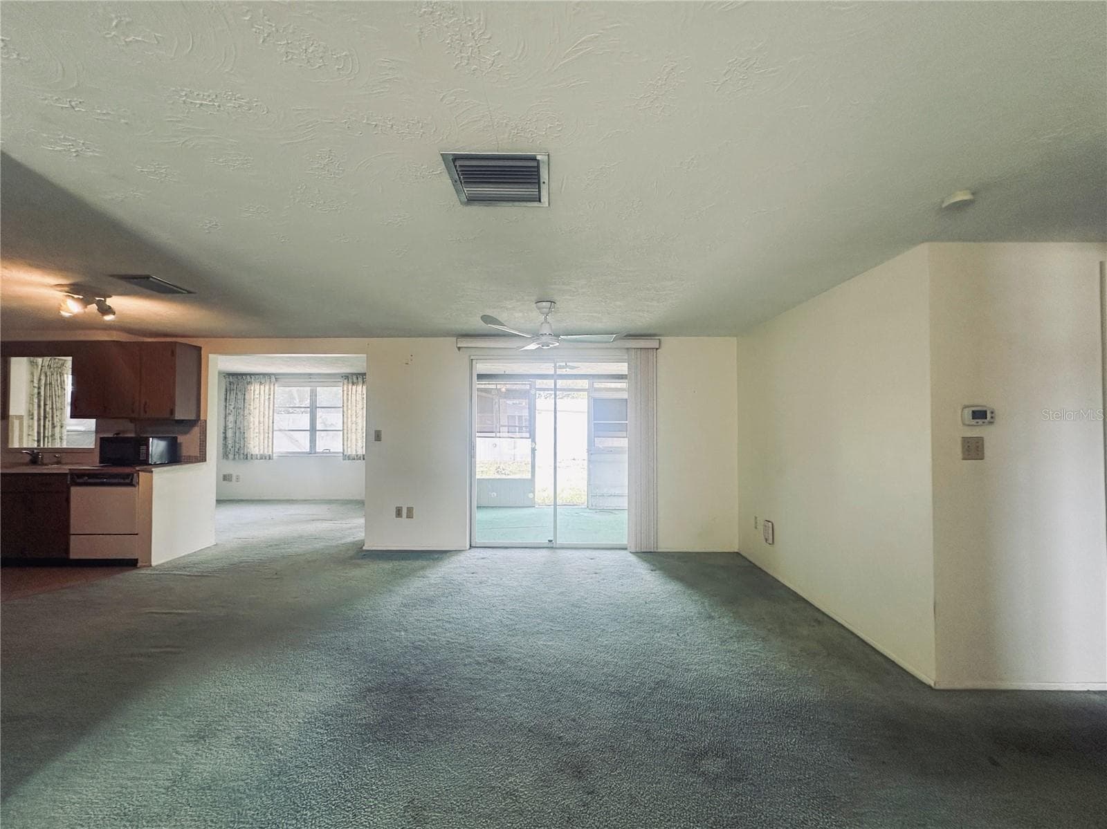 Living/Dining Combo - 3249 TRASK DR, HOLIDAY