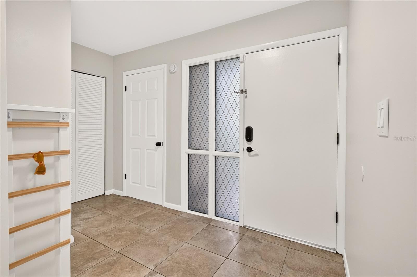 foyer - 4411 BLACK FOREST WAY, GAINESVILLE