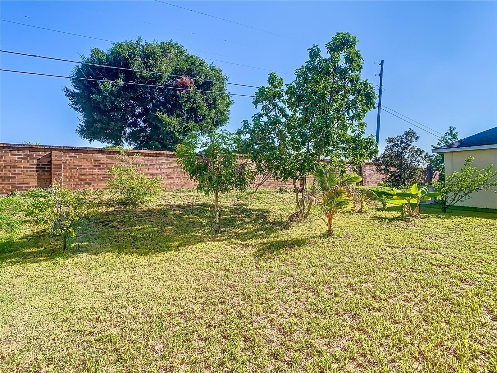 Single Family Residence at 8735 ISLA BELLA DR, ORLANDO, photo 16 of 22