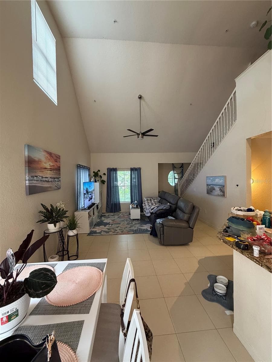 main living space - 6017 WESTGATE DR #922, ORLANDO
