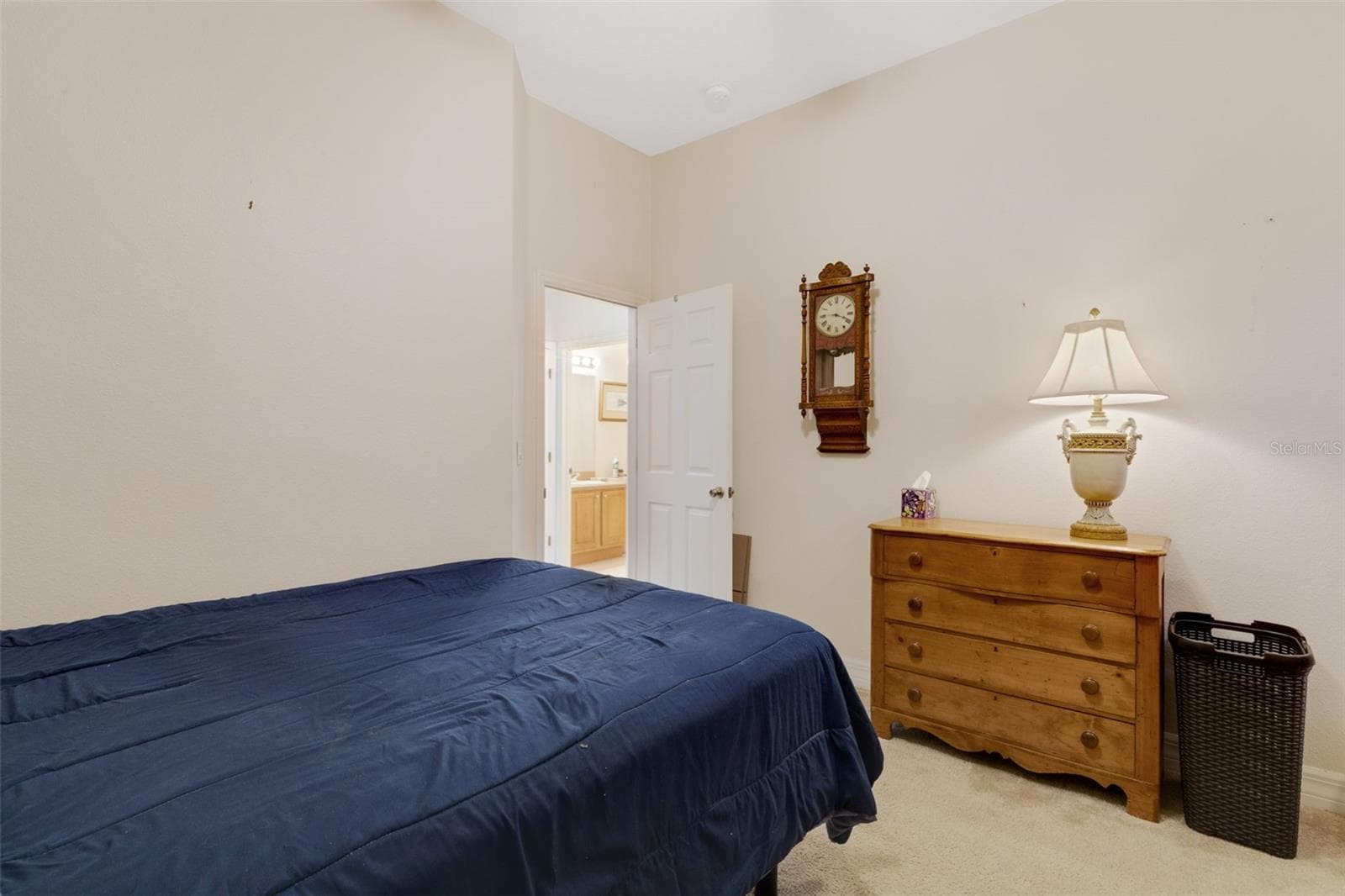 Single Family Residence at 2617 HICKORY VIEW LOOP, LAKELAND, photo 33 of 42