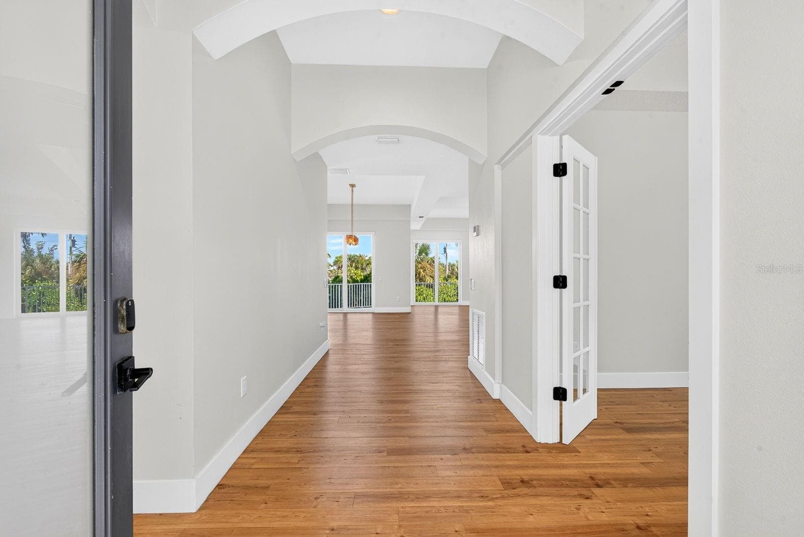 Single Family Residence at 6900 BOCHI CIR, SARASOTA, photo 4 of 32