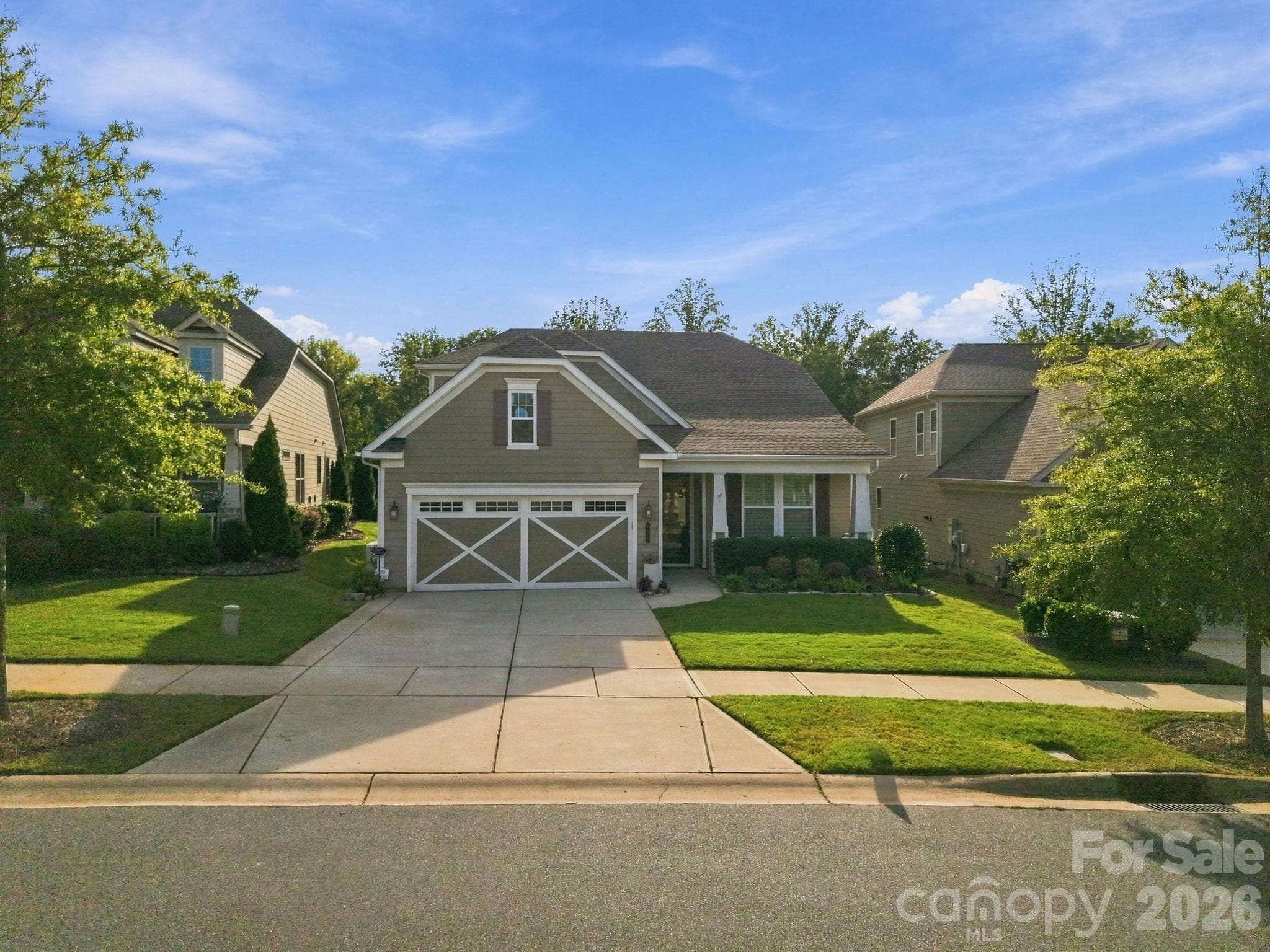 Single Family Residence at 8407 Festival Way, Charlotte, photo 4 of 34