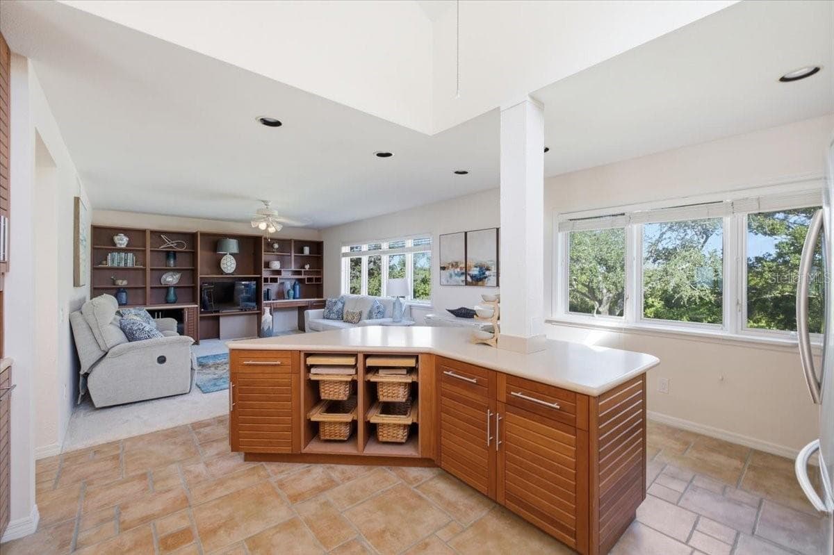 Condominium at 13 TIDY ISLAND BLVD #13, BRADENTON, photo 18 of 66