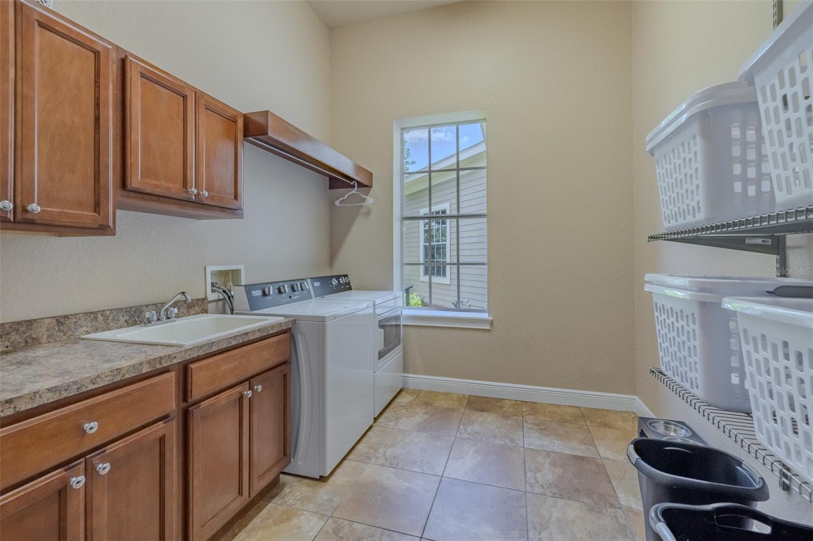 Single Family Residence at 10501 BROADLAND PASS, THONOTOSASSA, photo 57 of 98