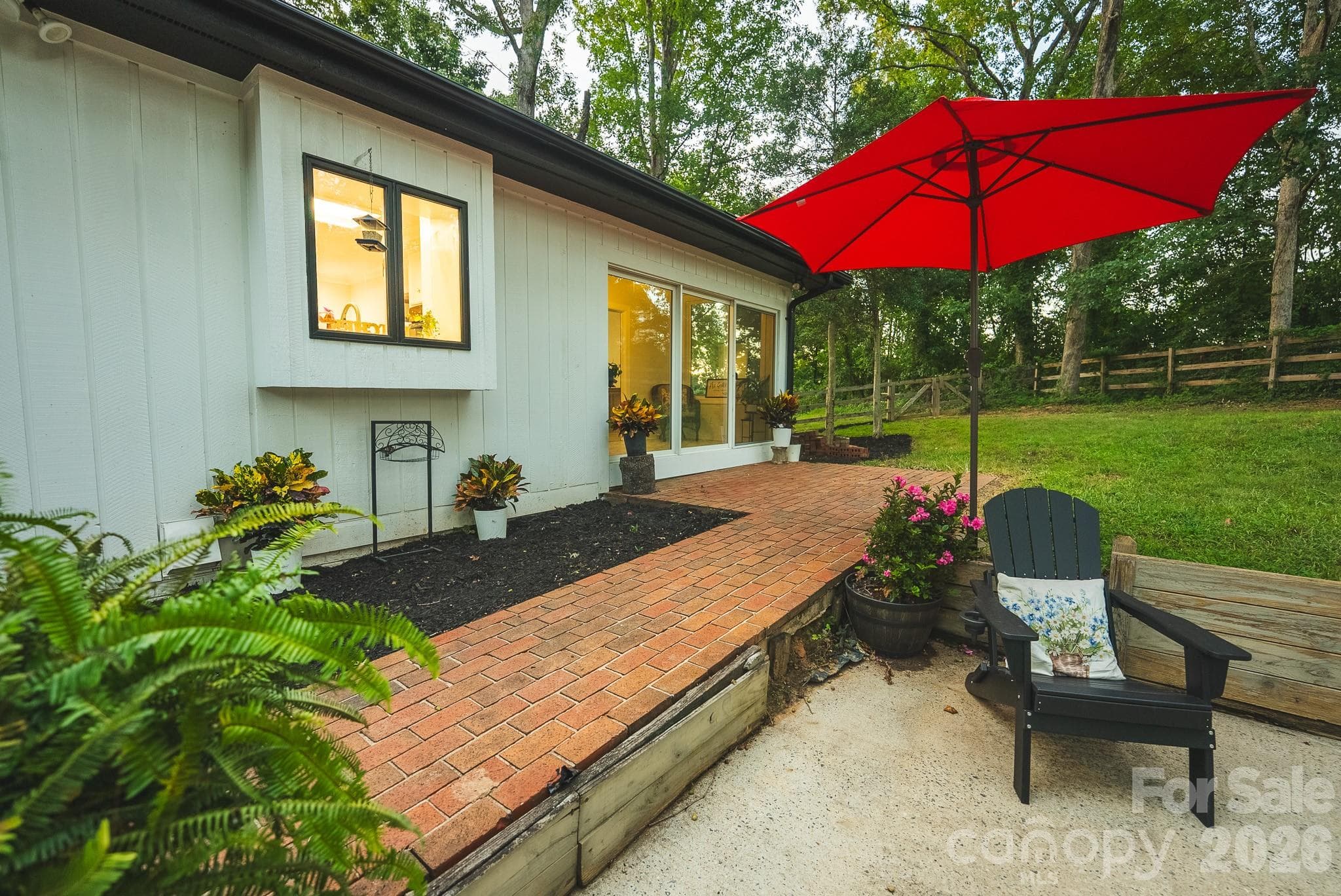 Single Family Residence at 3750 11th Street NE, Hickory, photo 6 of 46