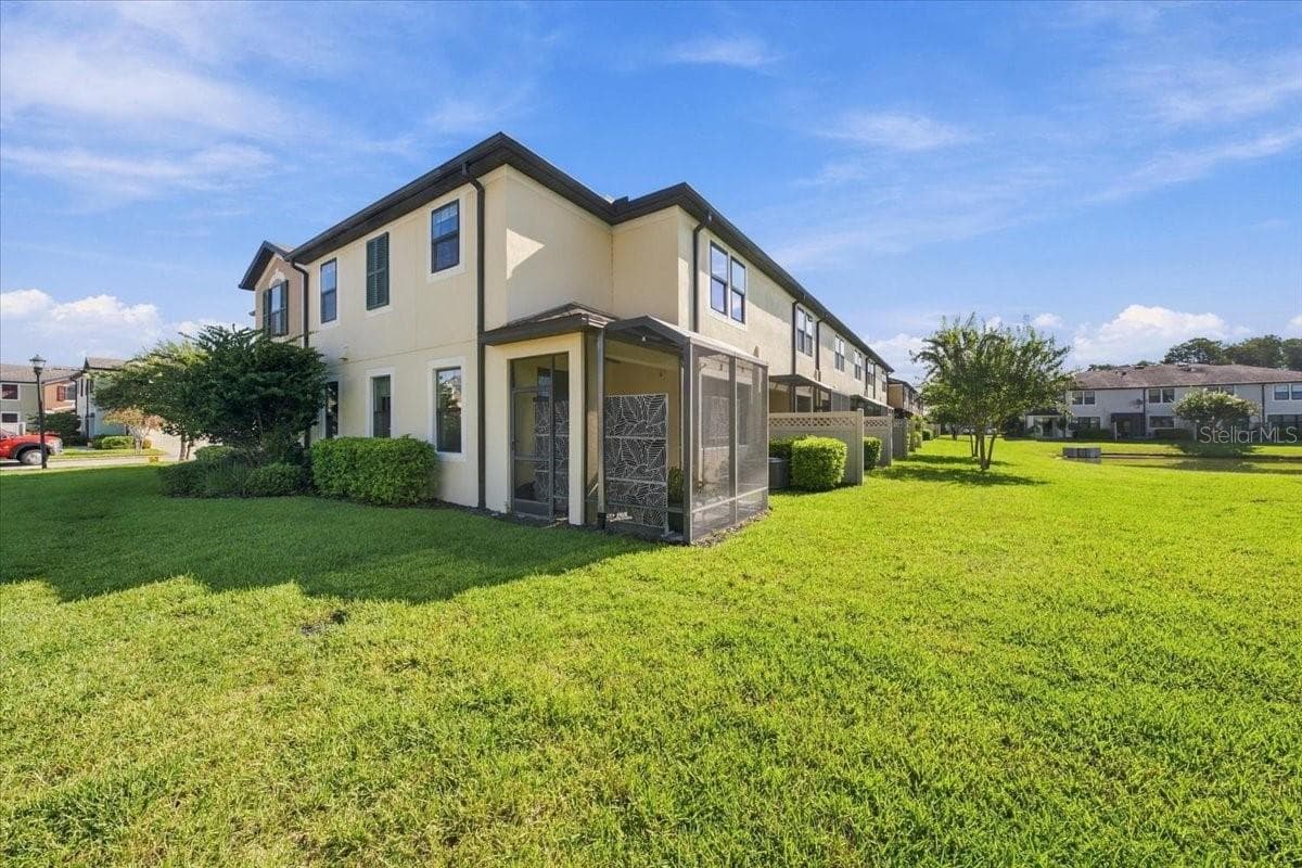 Townhouse at 9128 CAROLINA WREN DR, TAMPA, photo 21 of 29