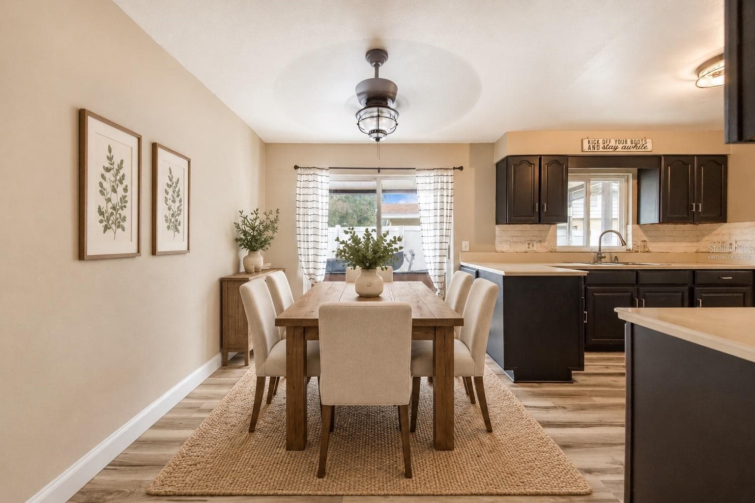 Furniture Virtually Staged - 709 HIGHLANDS AVE, DUNDEE