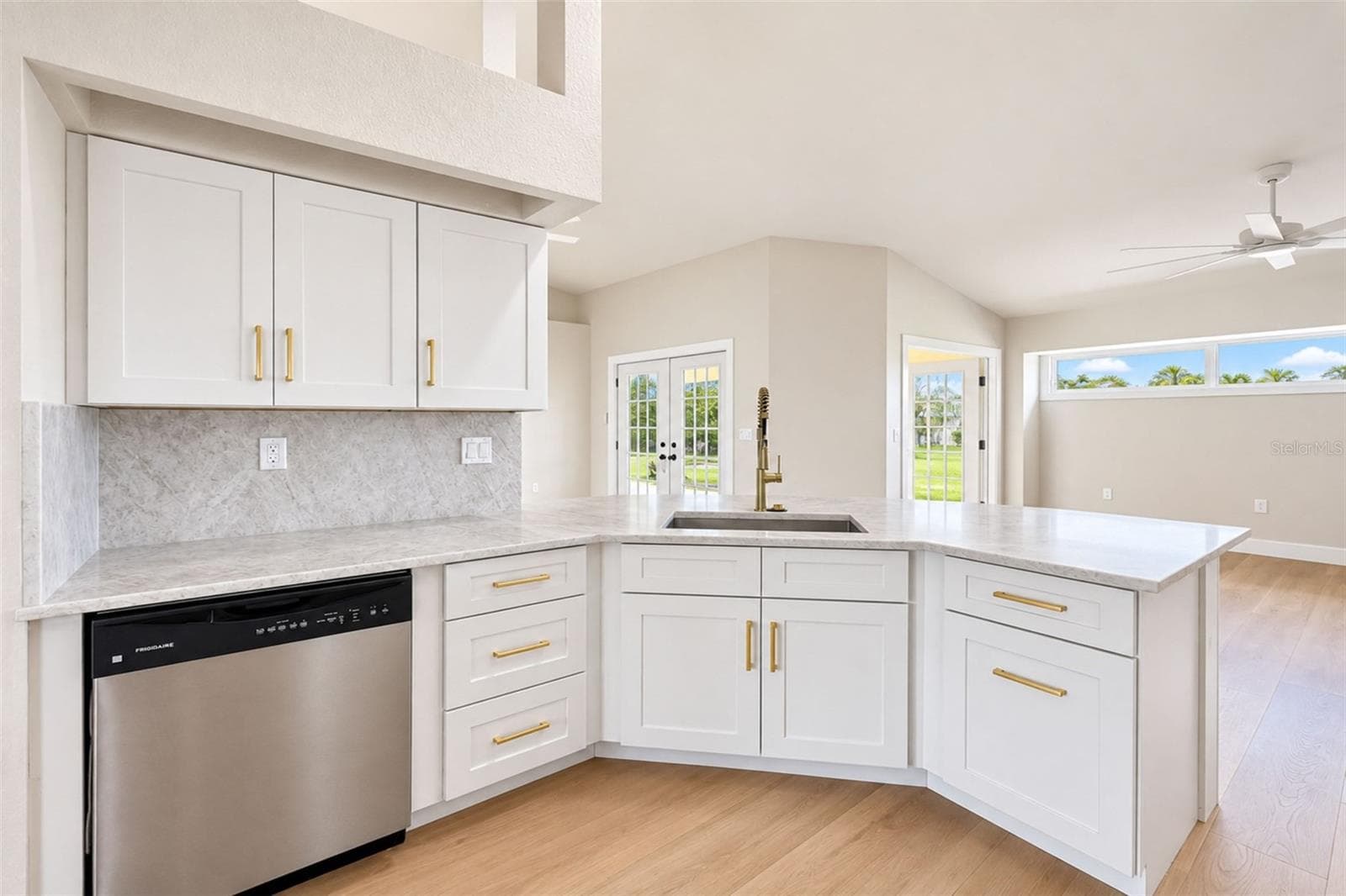 Single Family Residence at 2169 PAGODA LN, PUNTA GORDA, photo 15 of 37