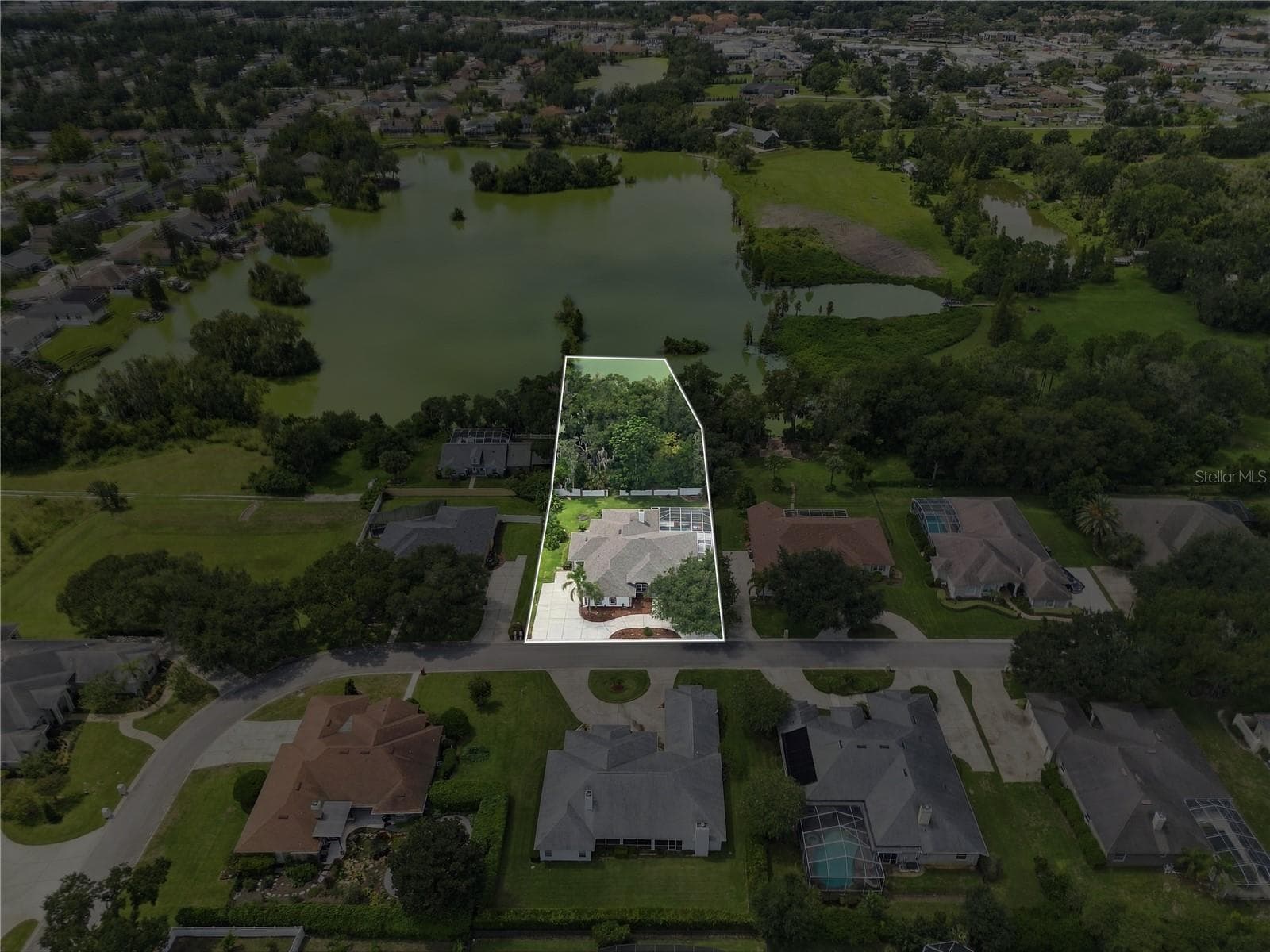 Property lines - 850 HANOVER WAY, LAKELAND