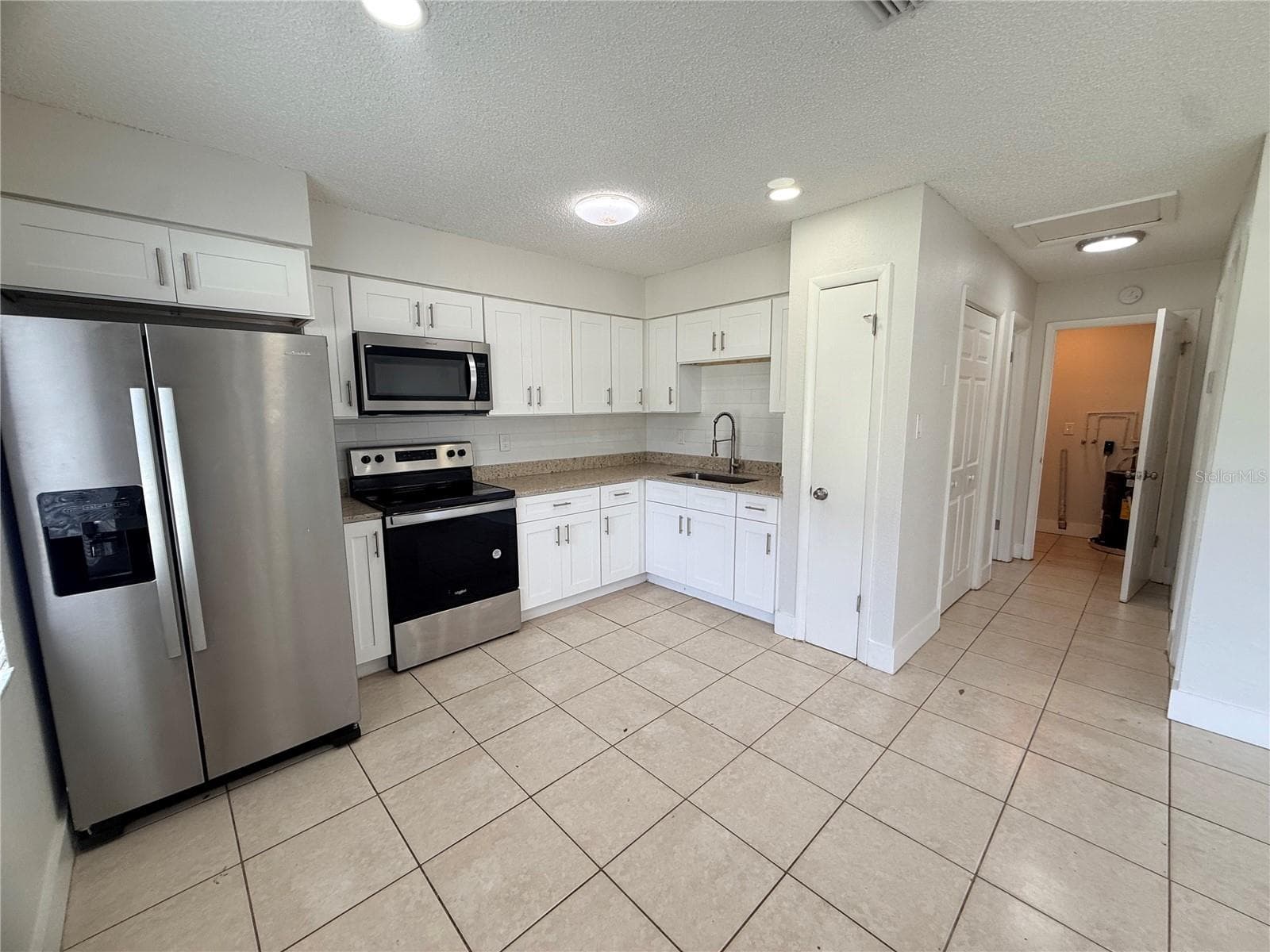 Half Duplex at 10123 N 11TH ST #B, TAMPA, photo 14 of 25