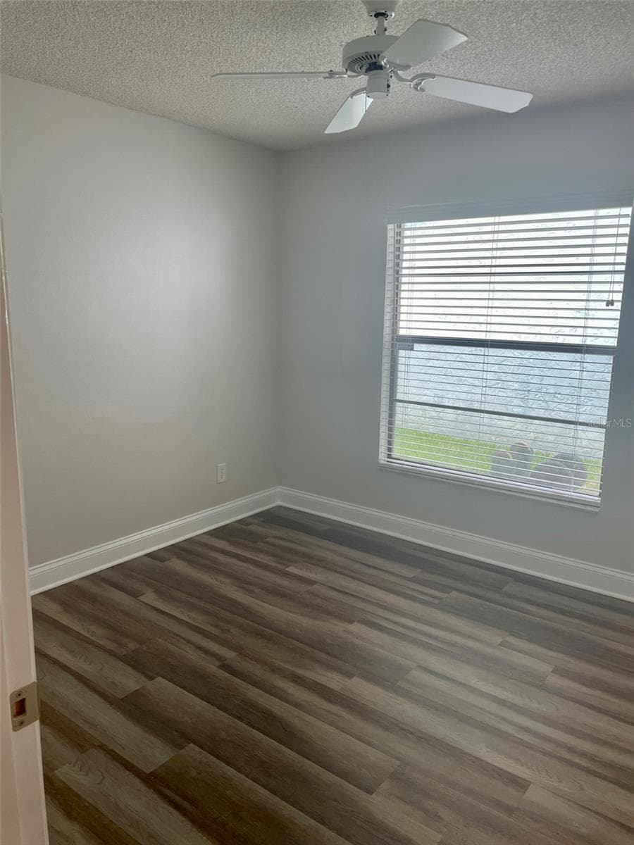 Single Family Residence at 878 E CHARING CROSS CIR, LAKE MARY, photo 28 of 40