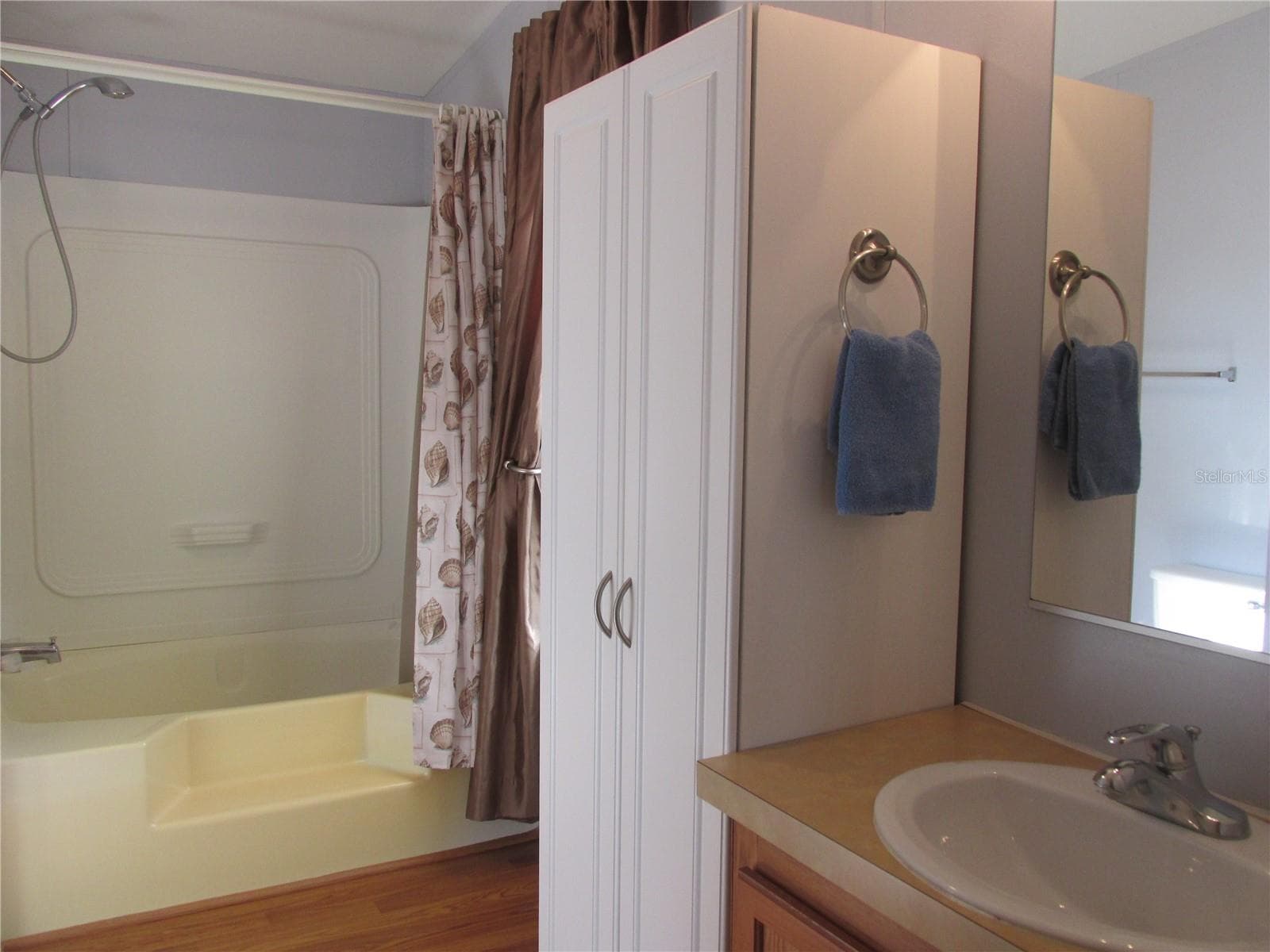 Manufactured Home at 54 SADDLEBAG TRL, LAKE WALES, photo 13 of 39