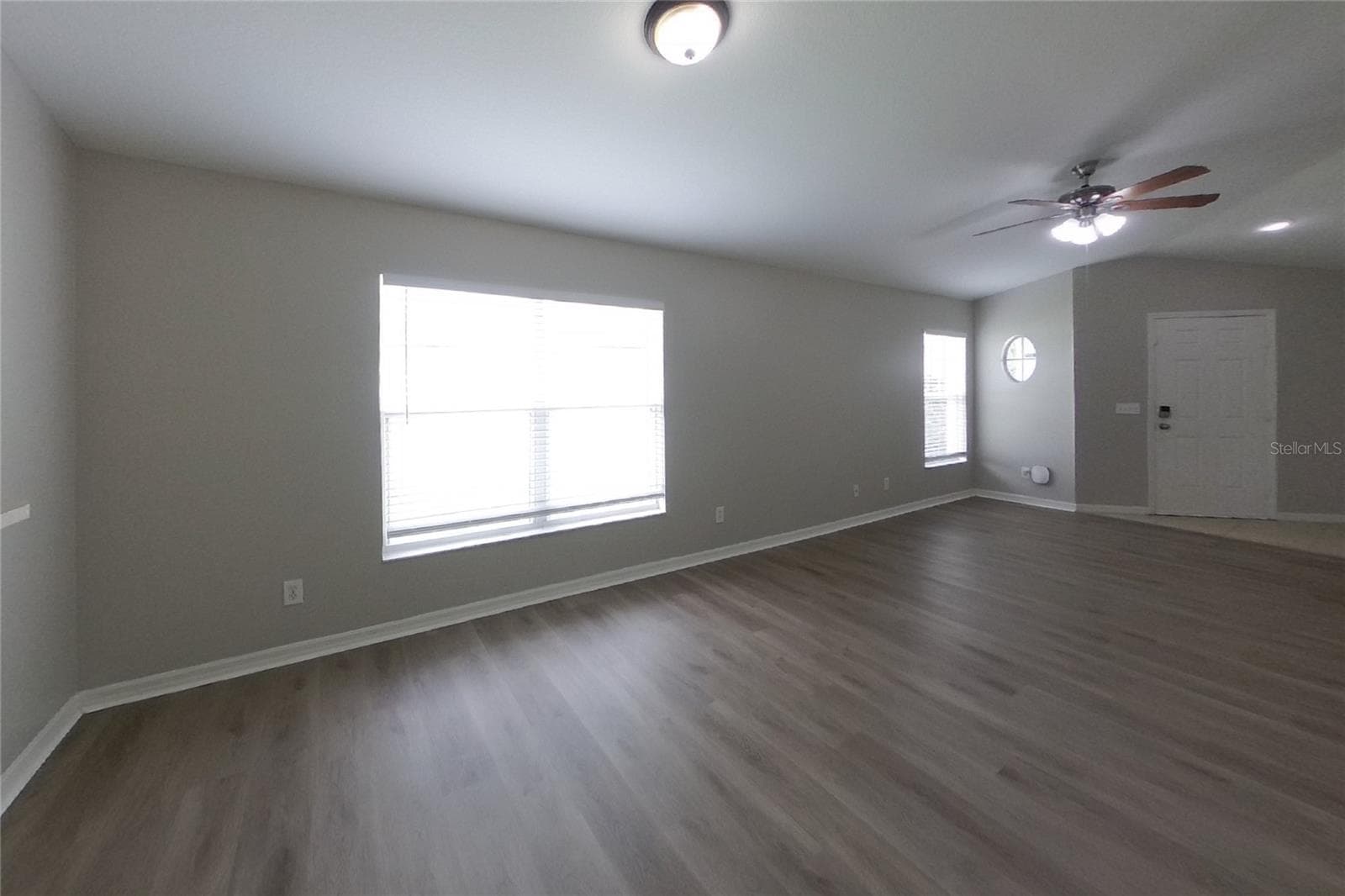 Single Family Residence at RIVERVIEW, photo 5 of 18