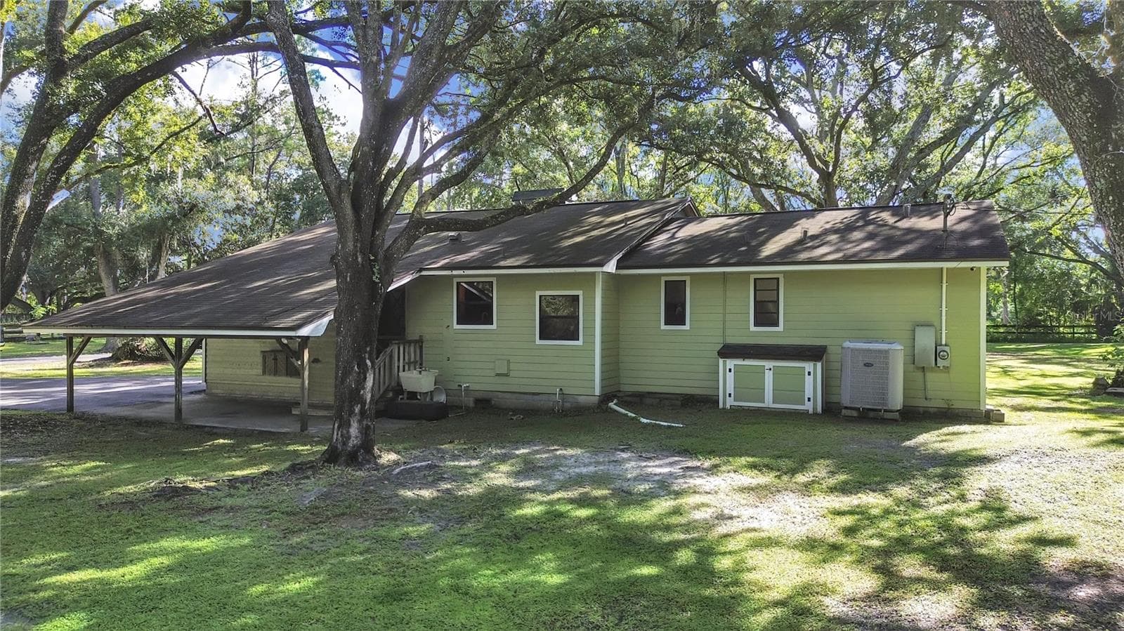 Single Family Residence at 6075 COUNTRY CLUB RD, ZEPHYRHILLS, photo 9 of 47