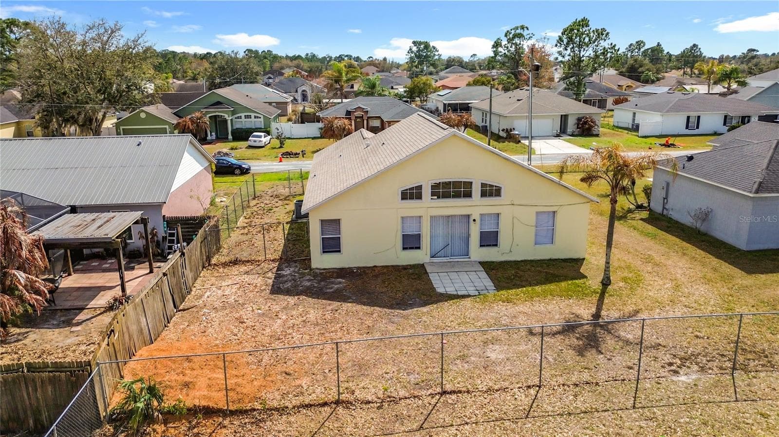 Single Family Residence at 40 COVENTRY CT, KISSIMMEE, photo 38 of 52