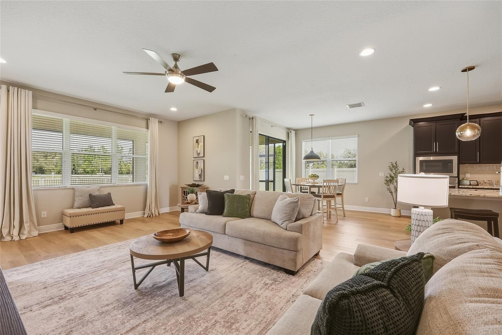 Single Family Residence at 10702 PLEASANT KNOLL DR, TAMPA, photo 21 of 71