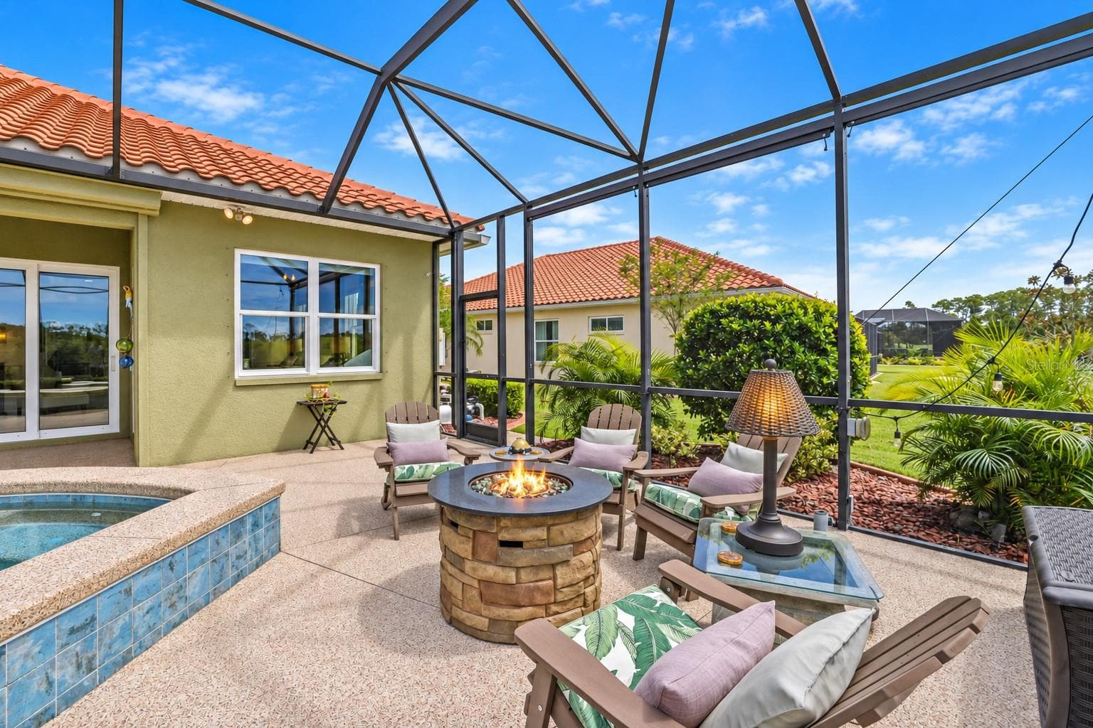 Extended pool area - 110 PORTOFINO BLVD, NEW SMYRNA BEACH