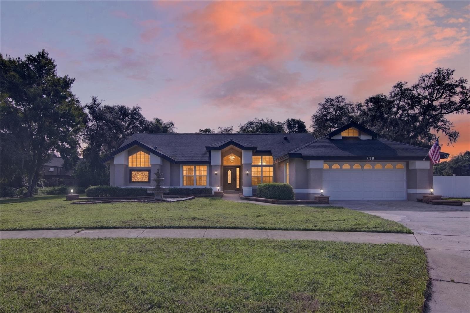 Single Family Residence at 319 OAKWOOD CT, LAKE MARY, photo 2 of 72