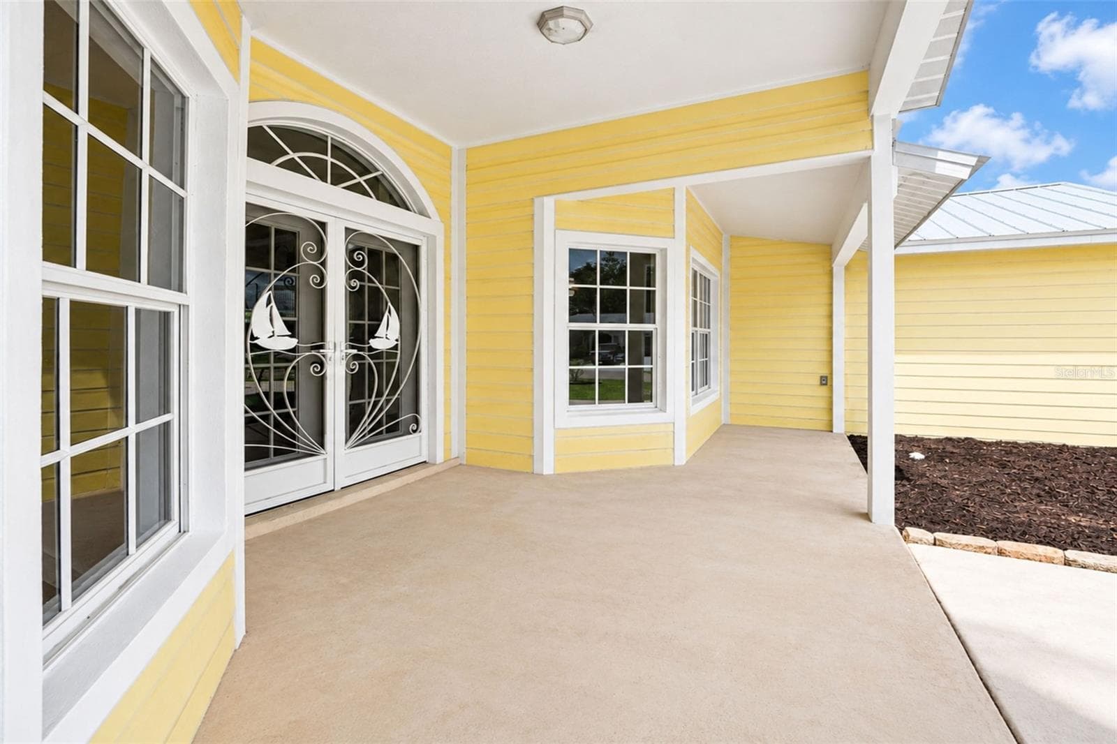 Single Family Residence at 2169 PAGODA LN, PUNTA GORDA, photo 4 of 37